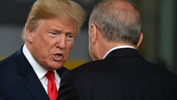 Трамп призвал Эрдогана освободить американского пастора из тюрьмы в Турции