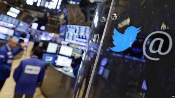 Акции Twitter упали