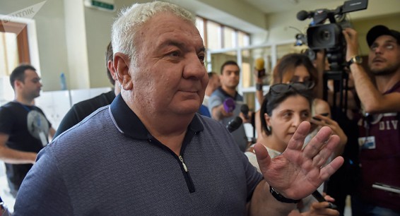 Генсеку ОДКБ разрешили покинуть Армению, адвокат подтвердил