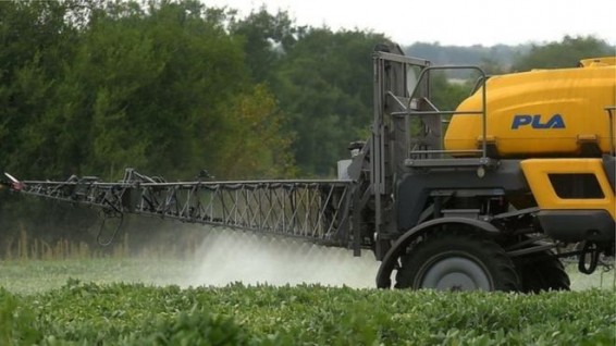 Monsanto обязали выплатить $290 млн садовнику, заболевшему раком