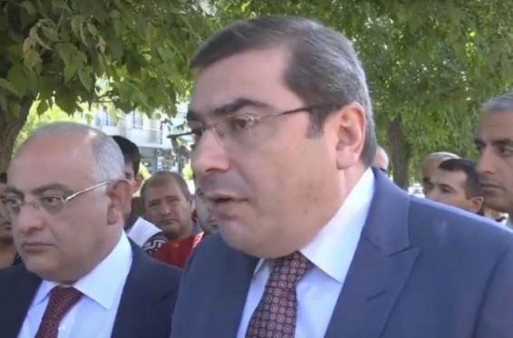 Ծառայողական քննություն կանցկացվի. ՊԵԿ-նախագահը՝ Արտաշատում բողոքի ակցիա իրականացնող առևտրականներին