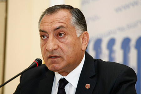 Ամբողջ քաղաքն աղբի մեջ չէ, «Սանիթեք»-ն է թերանում աղբահանության հարցում. Կամո Արեյան