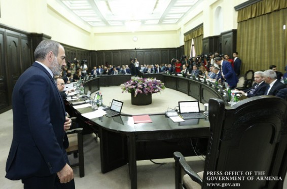 Կառավարության նիստը՝ ուղիղ. օրակարգում ընդգրկված է 27 հարց
