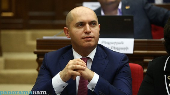 Վարչապետի պատասխանը միայն ընդգծեց սկանդալային շրջաբերականի անհիմն լինելը. Աշոտյան