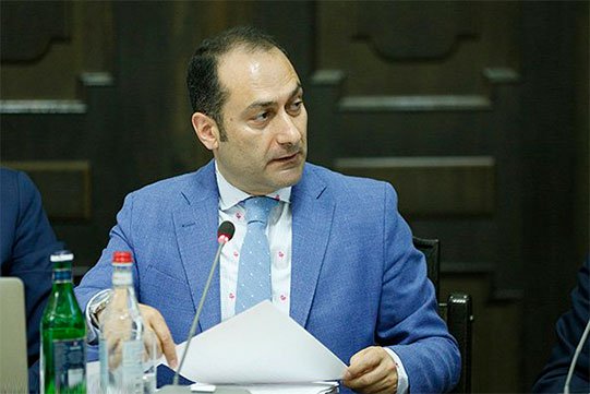 Նիկոլ Փաշինյանի որոշմամբ Արտակ Զեյնալյանին չվճարվող արձակուրդ կտրամադրվի