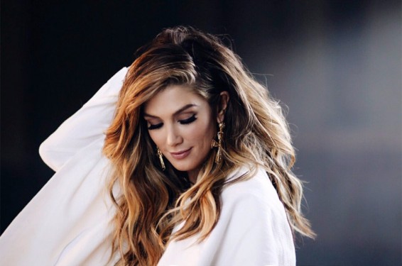 Պրեմիերա. Delta Goodrem - Enough (feat. Gizzle)