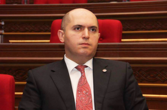 Ժառանգություն ստացած տարբերակում Արցախի կարգավիճակի մասին ոչ մի բան չկա, կա հետևյալը՝ պետք է Ադրբեջանին վերադարձվեն ձեզ հայտնի տարածքները. Փաշինյանը՝ Աշոտյանին