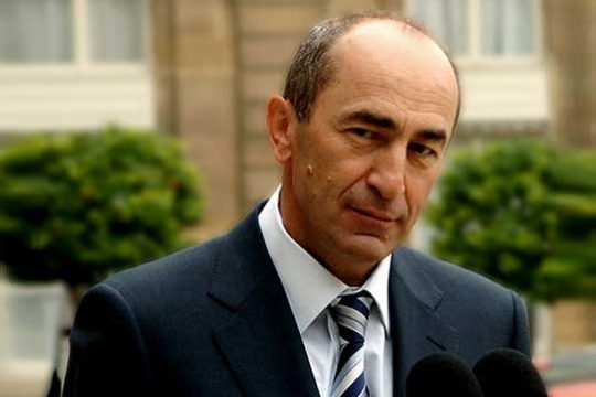 Համացանցի օգտատերերը բացահայտել են Ռոբերտ Քոչարյանի ֆեյքերին