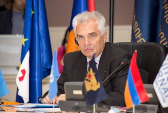 «Ժողովրդավարական հասարակության մեջ դա իրականում մեծ մարտահրավեր է, որովհետև ատելության խոսքը կարող է սպանել հանրային երկխոսությունը». Պյոտր Սվիտալսկի