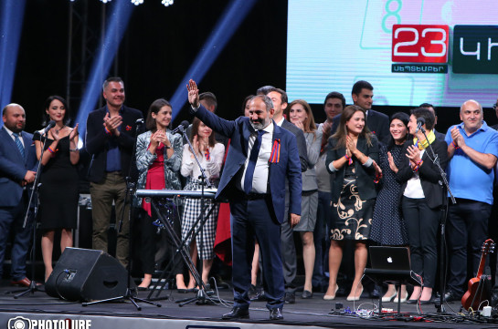 Եկեք ներենք իրար. Վարչապետը քարոզարշավն ավարտեց իրար ներելու հորդորով