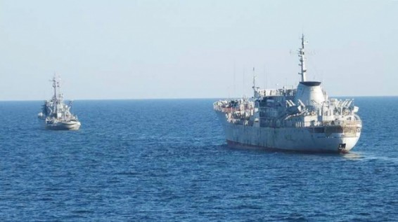 Два корабля ВМС Украины вошли в экономическую зону России у берегов Крыма