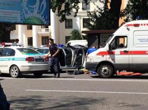 Ալմաթիի փոխհրաձգության ժամանակ զոհվել է երեք ոստիկան ու մեկ խաղաղ բնակիչ