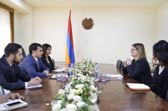 Հակոբ Արշակյանը Բրիտանիայի և  Հյուսիսային Իռլանդիայի Միացյալ Թագավորության դեսպանի հետ քննարկել է երկկողմ գործակցության հարցեր