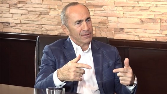 Ռոբերտ Քոչարյանը հարցազրույց է տվել Bloomberg-ին