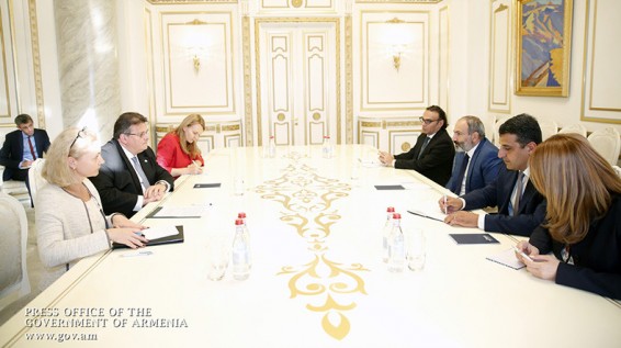 Նիկոլ Փաշինյանն ընդունել է Լիտվայի ԱԳ նախարար Լինաս Լինկևիչուսին
