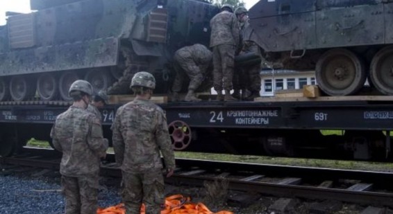 Разгрузочный день. Как военные США в Латвии вместе с местными разгружали технику