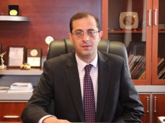 «Մենք հնարավորությունների սահմանափակում ունենք». Փաշինյանը ներկայացրեց Սպորտի նախարարի պաշտոնակատարին
