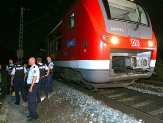 Գերմանիայի ոստիկանությունը գնացքի վրա հարձակված աֆղանցու եւ ԻՊ–ի միջեւ կապի ապացույցներ չունի