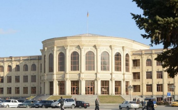 Գյումրեցի քաղաքացիական ակտիվիստները նստացույց են հայտարարել