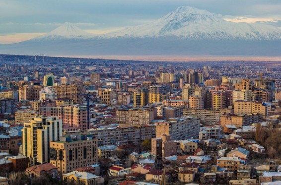 Հայուհիների կողքով բարդ է անտարբեր անցնելը. բելառուս լրագրողը կիսվել է Հայաստան կատարած այցի տպավորություններով