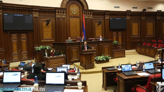 ԱԺ-ն հատուկ նիստում վարչապետի ընտրության հարցն է քննարկում