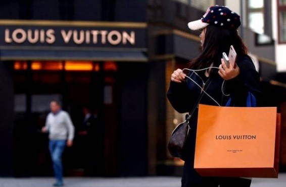 Մահացել է Louis Vuitton Moet Hennessy կոնցեռնի համահիմնադիր Ալեն Շևալիեն