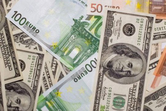 Եվրոն ու ֆունտն արժևորվել են, դոլարն ու ռուբլին` արժեզրկվել