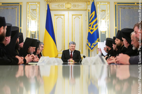 В РПЦ прокомментировали тайную встречу Порошенко с иерархами УПЦ МП
