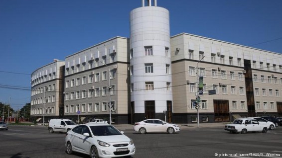 Смертница совершила взрыв на КПП в Грозном