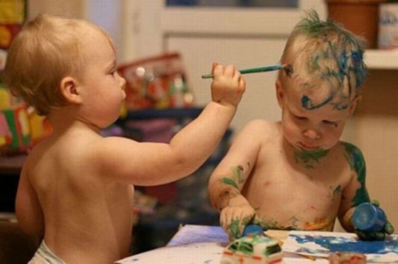 Փոքր երեխաներն ունակ են սովորել՝ հետևելով իրենց շրջապատող մարդկանց