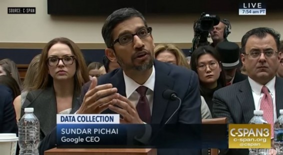 Глава Google объяснил, почему по запросу «идиот» выходит фото Трампа