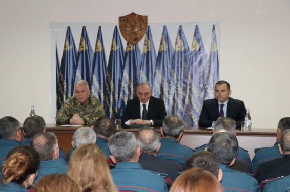 Բակո Սահակյանը ներկայացրել է ԱԻՊԾ նոր տնօրենին