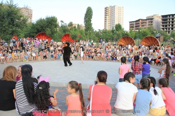 «Երևանյան ամառ 2016». «Ողջույն Նոր Նորքից»