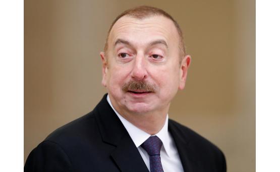 Ильхам Алиев заявил о контроле над «стратегическими дорогами» в Армении