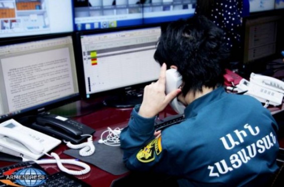Տղամարդը խնդրել էր տոլմա փաթաթելու ձևն ասեն, իսկ տարեց քաղաքացին հարցրել` ինչու իրենք նվերներ չեն ստանում Ձմեռ պապից. ԱԻՆ ստացված զավեշտալի զանգերից