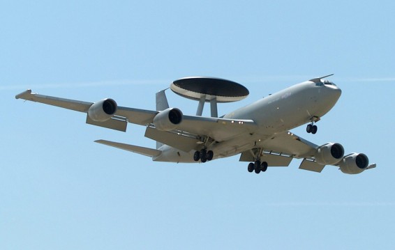 Boeing 707 разбился в окрестностях Тегерана