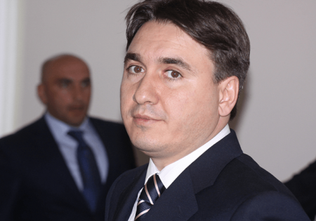 Ինձ նայեք, ես ճնշում գործադրող մարդ կարո՞ղ եմ լինել. Արմեն Գևորգյան