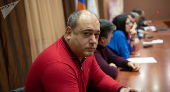 Адвокат Манвела Григоряна не стал 