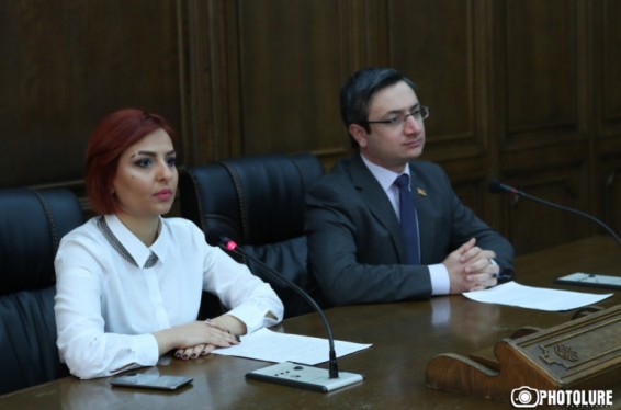 Բյուջեի հաշվին նման շռայլ պարգևավճարներն ընդունելի չեն՝ այն էլ այդքան կարճ ժամանակ աշխատելով. ԼՀԿ խմբակցություն