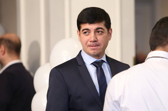 Մեսրոպ Պապիկյանն ազատվել է վարչապետի խորհրդականի պաշտոնից