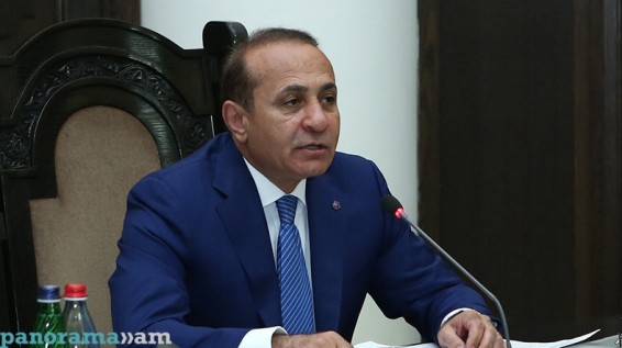 Овик Абраамян заявил, что у него нет земельного участка на территории лесного фонда Раздана