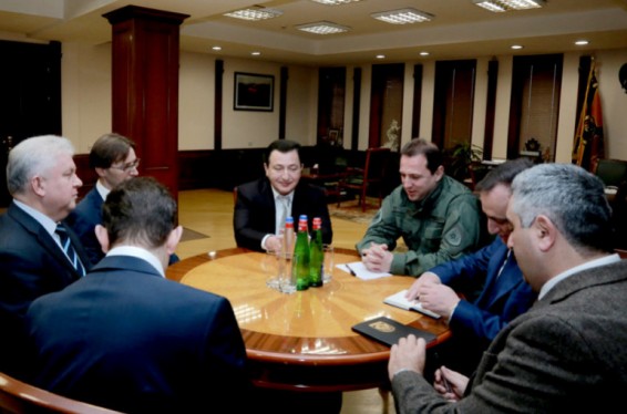 ՀՀ ՊՆ-ն ու «Կալաշնիկով» կոնցեռնը հստակեցրել են նորագույն ինգնաձիգերի համատեղ արտադրության մանրամասները