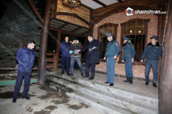 «Պարտեզ» ռեստորանի մոտ զինված միջադեպի մասնակիցներից մեկը կալանավորվել է. նախկին պատգամավոր Մելիք Մանուկյանի որդուն կալանավորելու միջնորդությունը մերժվել է. ՔԿ