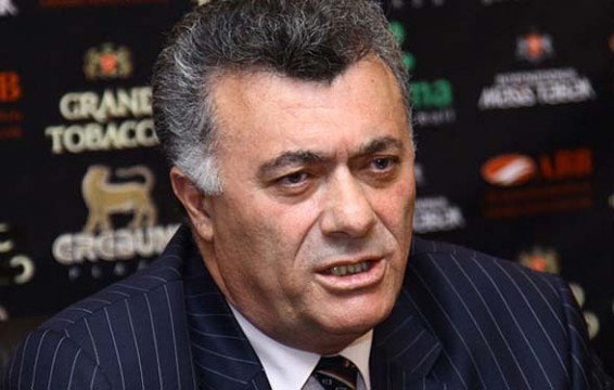 Փաշինյանի քաղաքականության տակ թաքնված է գավառական խորամանկությունը. Ռուբեն Հակոբյան.hayeli.am