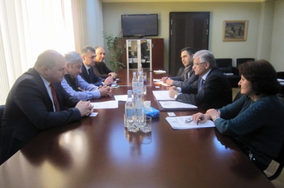 Երևանում գազային վառելիքով կոմբինացված ցիկլով էլեկտրակայանի շինարարությունը՝ հնարավորինս արագ. հանդիպում Քաղաքաշինության կոմիտեում