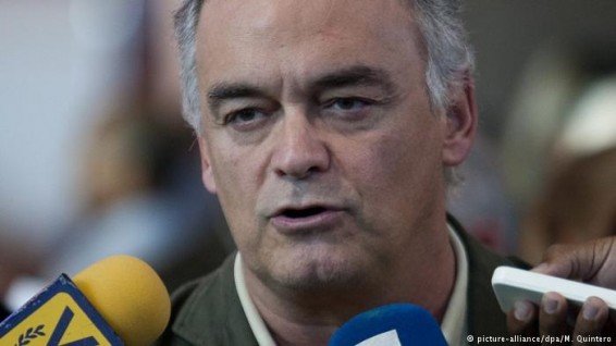 Венесуэла отказала во въезде депутатам Европарламента