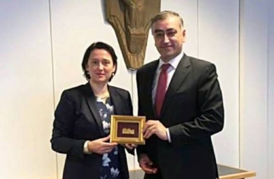 ՀՀ դեսպանը հանդիպել է Ավստրիա-Հայաստան բարեկամության խմբի ղեկավարի հետ