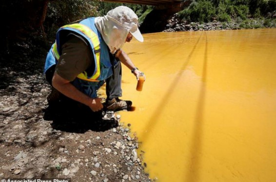 Միլիոնավոր ամերիկացիներ ամեն օր թունավոր ջուր են խմում. Associated Press