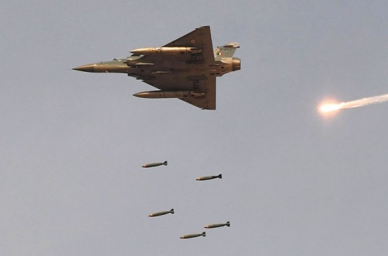 Հնդկաստանը 40 օրենսդիրների սպանությանն ի պատասխան օդային հարձակում է իրագործել Պակիստանի նկատմամբ