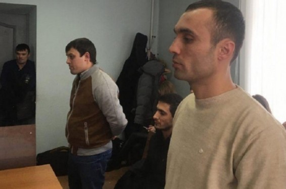 Եկատերինբուրգում այրվող տնից երեք երեխայի փրկած Գևորգ Ավետիսյանը դատարանի առաջ է կանգնել ծեծկռտուքի պատճառով